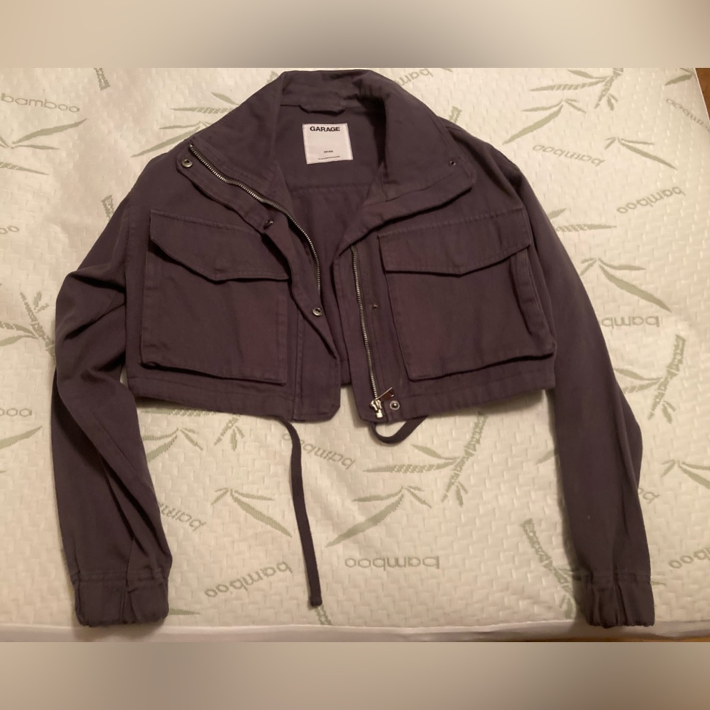Garage cropped camo jacket xs new